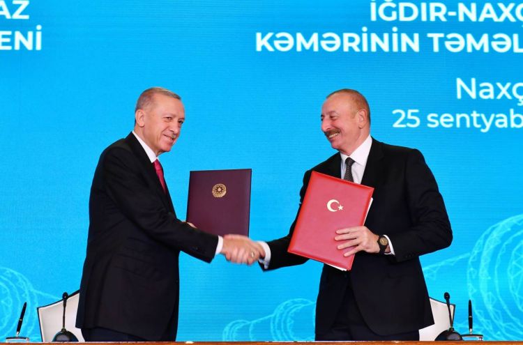 Azərbaycan-Türkiyə sənədləri imzalanıb <font color='red'> - YENİLƏNİB</font><font color=red> - FOTOLAR</font>