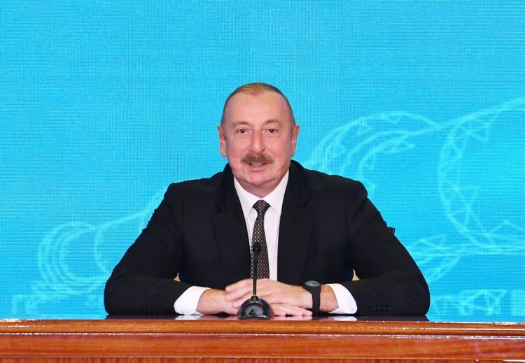 Prezident: "Qarabağ bölgəsində yaşayan insanlar milli mənsubiyyətindən asılı olmayaraq, Azərbaycan vətəndaşlarıdır"