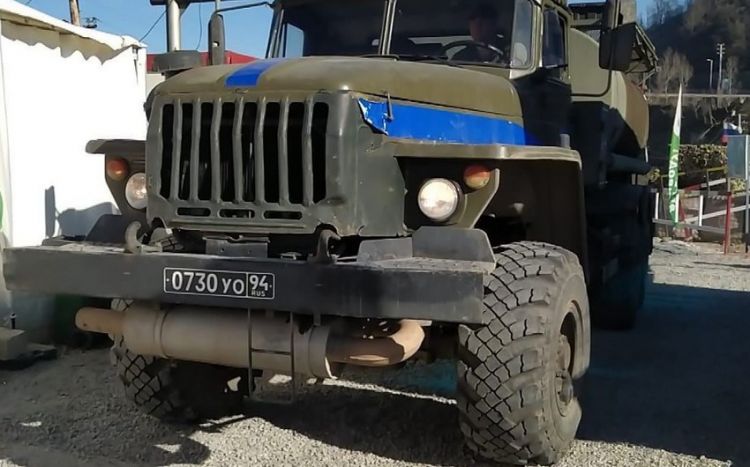 Şuşada sülhməramlıların "KamAZ"ı aşıb, ermənilərə məxsus avtomobillərdə yanğın olub