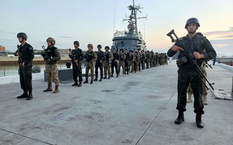 "Xəzri-2023": Azərbaycan və Qazaxıstan hərbi gəmiləri ilə birgə tapşırıqlar icra ediblər<font color=red> - VİDEO</font>