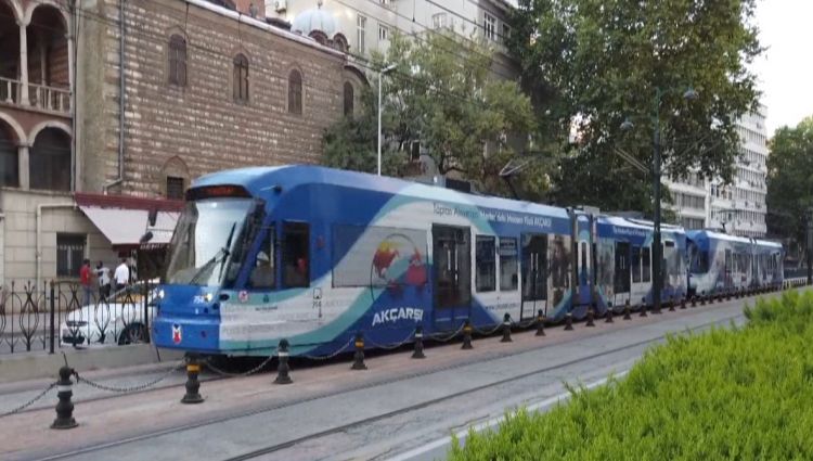 Naxçıvan sakinləri tramvay xəttinin yaradılmasını necə qarşılayır?<font color=red> - VİDEO</font>