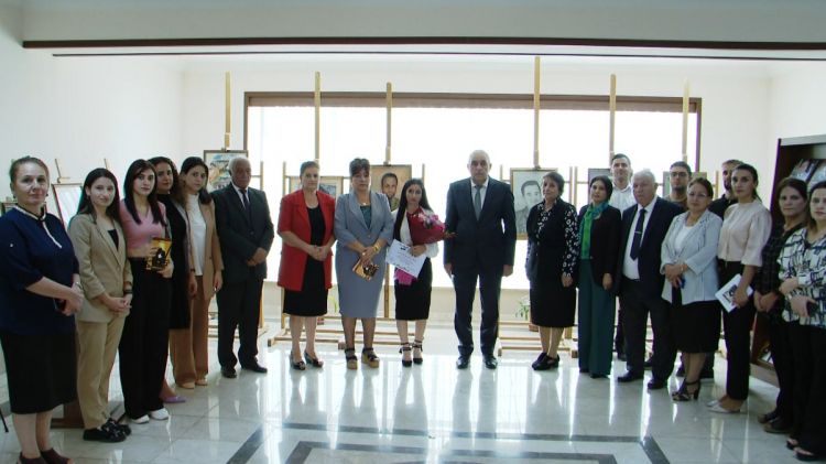 Gənc yazıçının ilk qələm əsəri təqdim olunub<font color=red> - FOTOLAR</font>