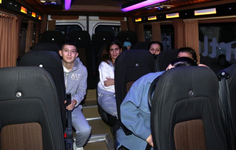 Füzulinin daha 88 sakini doğma yurduna yola salınıb<font color=red> - FOTOLAR</font>