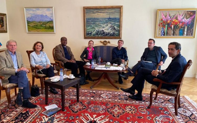 Səfir: “Gündəmimiz Ermənistanla sülh, regionda əməkdaşlıqdır”