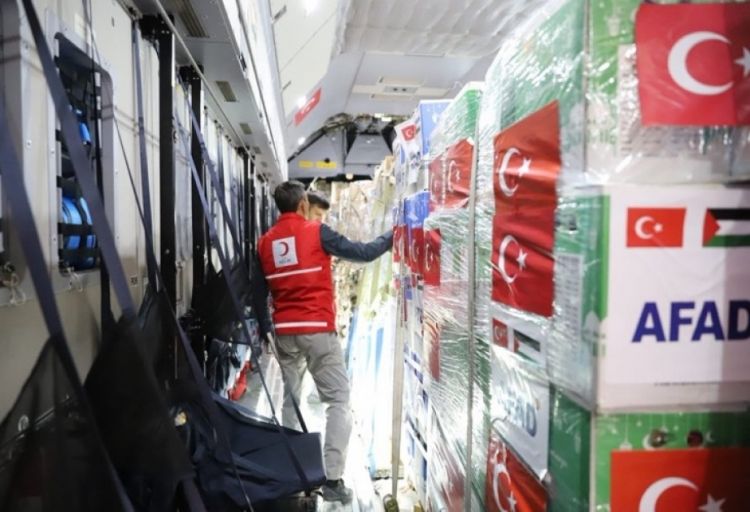 Türkiyə Qəzzaya humanitar yardım göndərib