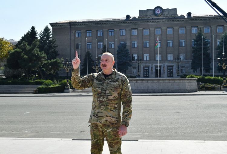 Prezident İlham Əliyev: Torpaqlarımız işğal altına düşəndə bütün əsas güclər Ermənistanın arxasında idi və bugünkü tarix onu bir daha göstərir