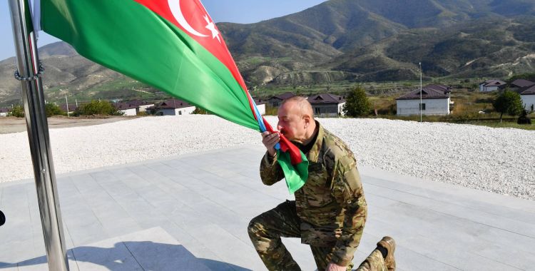 20 İLİN UĞURLARI: SOSİAL-İQTİSADİ VƏ MƏDƏNİ İNKİŞAF