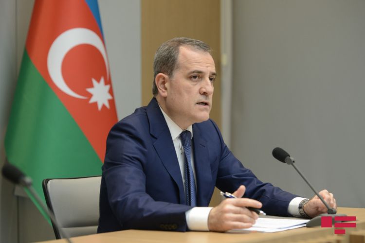 Ceyhun Bayramov ABŞ rəsmisi ilə Azərbaycan-Ermənistan sülh müqaviləsinin imzalanmasını müzakirə edib