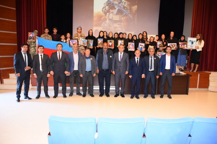 Şəhid Kənan Rzayevin xatirəsinə həsr olunmuş anım tədbiri keçirilib<font color=red> - FOTOLAR</font>