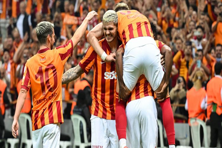 "Qalatasaray" rəhbərliyi futbolçulara 1 milyon avro bonus vəd edib