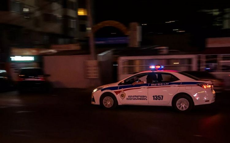 Ermənistanda atışma zamanı məmur da daxil olmaqla 2 nəfər xəsarət alıb