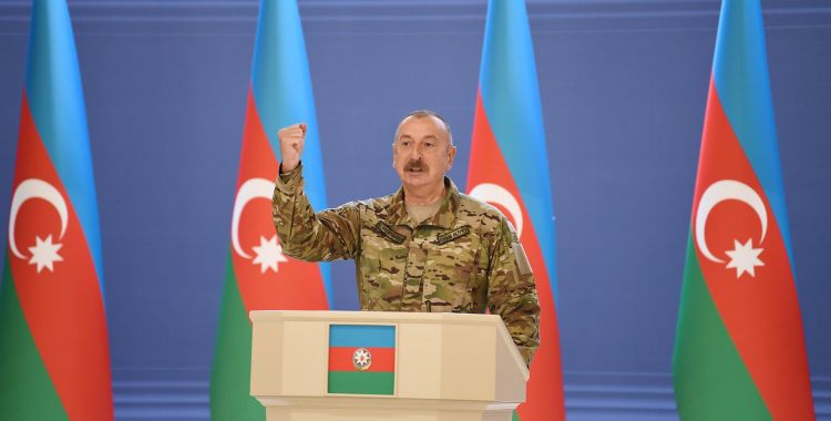 XXI əsrin qızıl iyirmiliyi və yaxud cənab İlham Əliyevin dünya boyda Azərbaycan sevgisi
