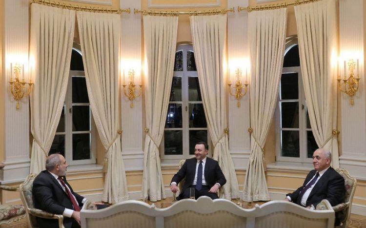 Gürcüstanda Azərbaycan və Ermənistan baş nazirləri arasında görüş olub