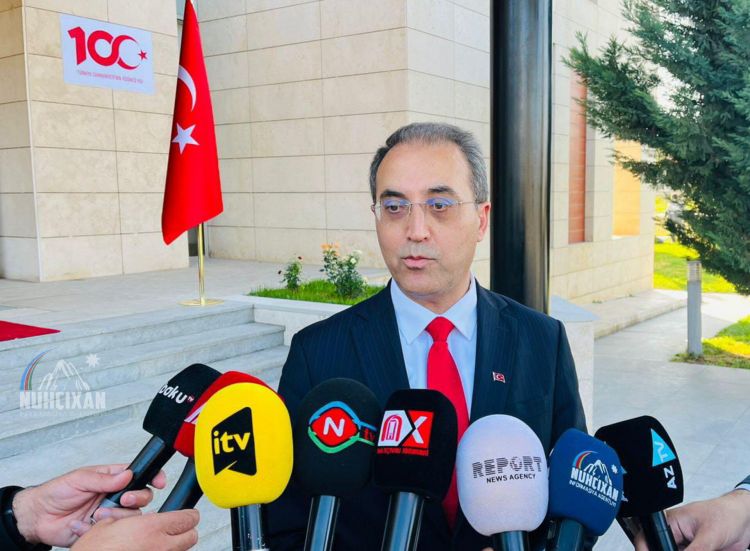 Türkiyənin baş konsulu: “Naxçıvan türk dünyasının bir araya gəlməsində önəmli rol oynayacaq”