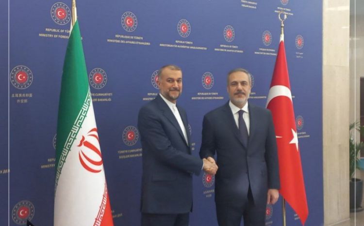 Ankarada Türkiyə və İran XİN başçıları arasında görüş keçirilir