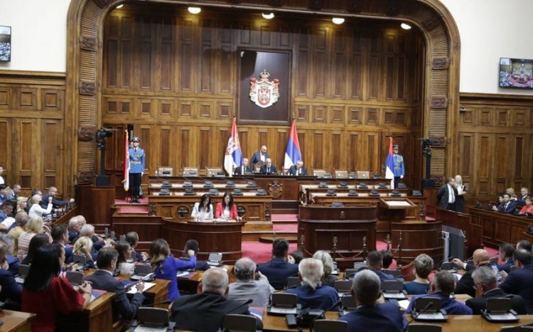 Serbiyada parlament buraxılıb, növbədənkənar seçkilər elan edilib