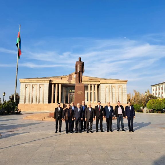 AHİK sədri Səttar Möhbalıyev və nümayəndə heyəti Naxçıvan şəhərində səfərdədirlər 