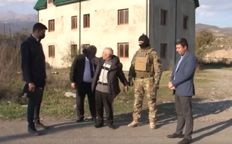 Xocalı soyqırımında şühbəli bilinən terrorçu Madat Babayan saxlanılıb<font color=red> - VİDEO</font>