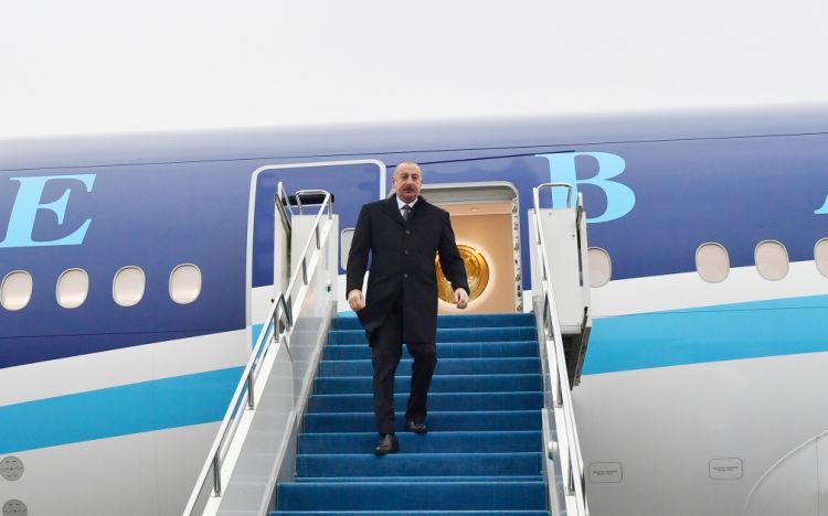 Azərbaycan Prezidenti İlham Əliyev Qazaxıstana səfərə gedib<font color=red> - FOTOLAR</font>