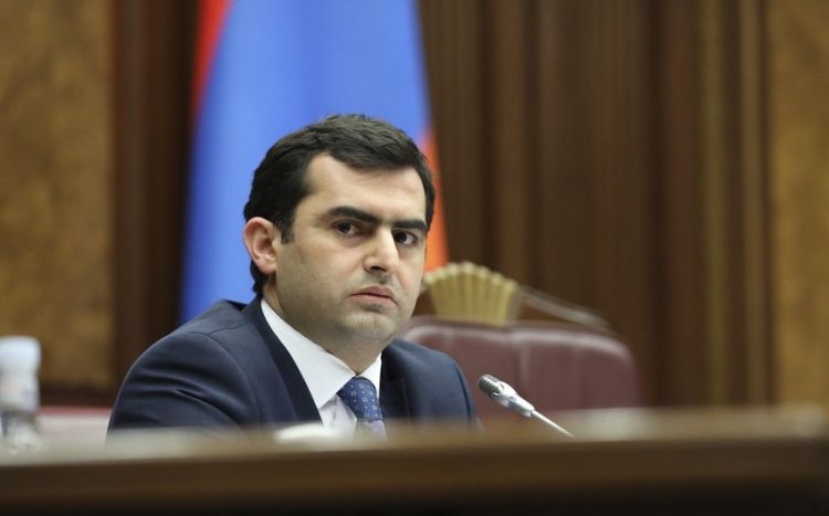 Ermənistan parlamentinin sədr müavini: "Anklavlar" məsələsi müzakirə olunur"