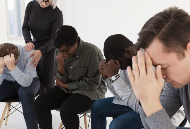 Aİ əhalinin depressiyası səbəbindən hər il 600 milyard avro itirir