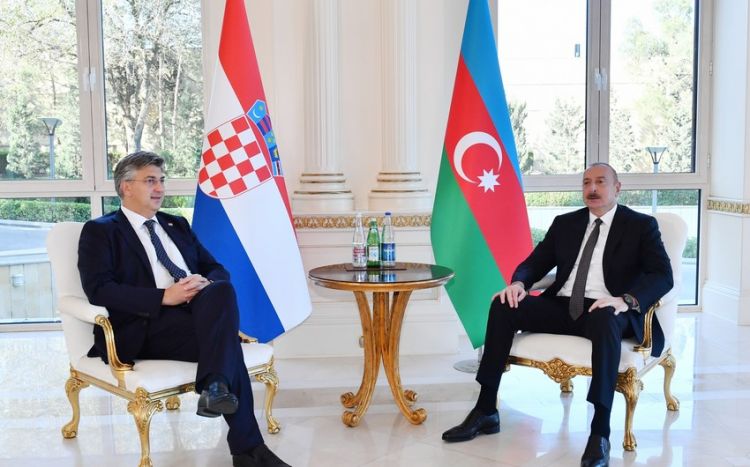 Azərbaycan Prezidenti İlham Əliyevin Xorvatiyanın Baş naziri Andrey Plenkoviç ilə görüşü olub<font color='red'> - YENİLƏNİB</font><font color=red> - FOTOLAR</font>