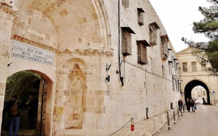 Qüdsün erməni icmasının ərazisi qanunsuz icarəyə verilib