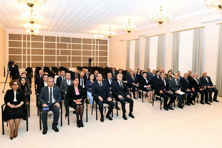 Naxçıvan Muxtar Respublikası Ali Məclisinin payız  sessiyasının Zəfər Gününə həsr olunmuş iclası keçirilib<font color=red> - FOTOLAR</font>