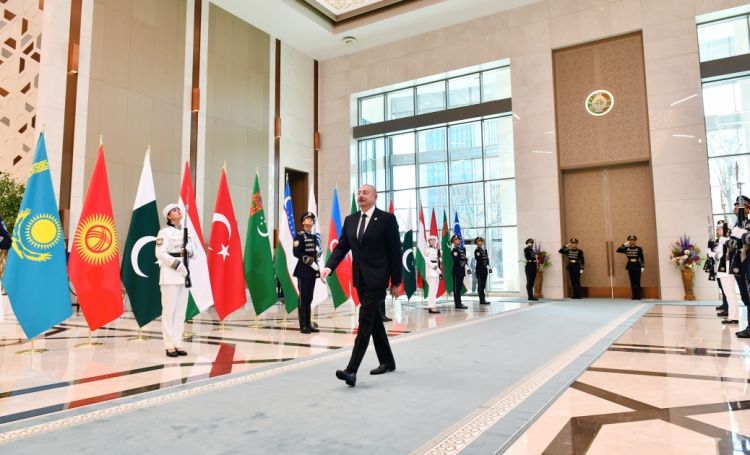 Daşkənddə İqtisadi Əməkdaşlıq Təşkilatının 16-cı Zirvə toplantısı iştirakçılarının şərəfinə rəsmi qəbul təşkil olunub