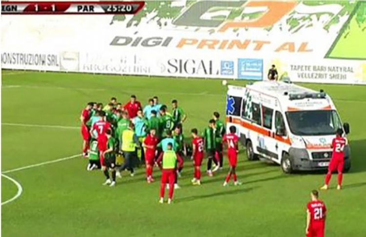Azərbaycanlı futbolçunun komanda yoldaşı oyun zamanı həyatını itirib
