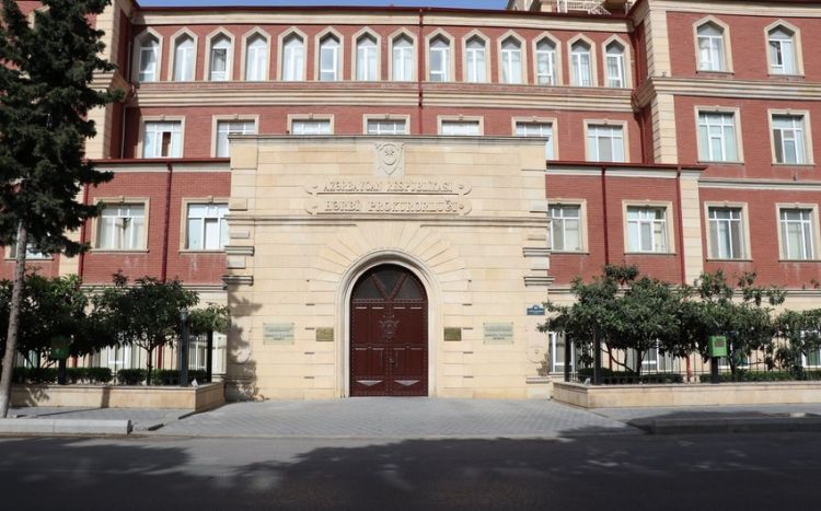 Hərbi Prokurorluq: Müdafiə Nazirliyinin hərbi qulluqçusunun özünü öldürməsi faktı üzrə cinayət işi başlanılıb
