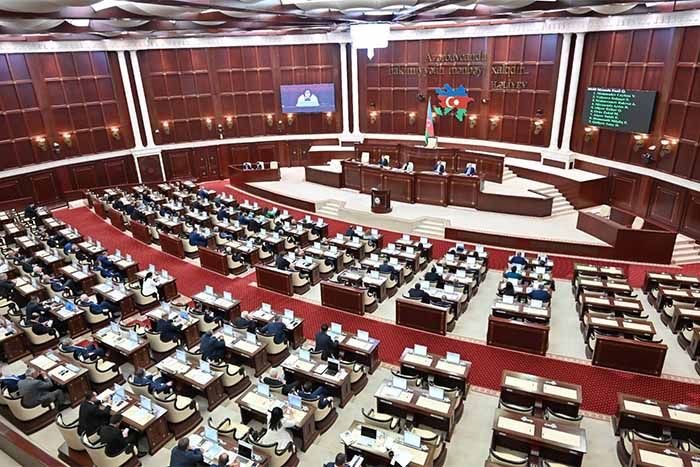Milli Məclisin növbəti plenar iclası keçirilir