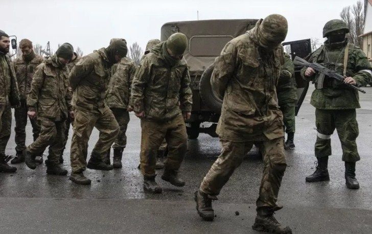 Rusiya əsirliyində olan ukraynalı hərbçilərin sayı açıqlanıb
