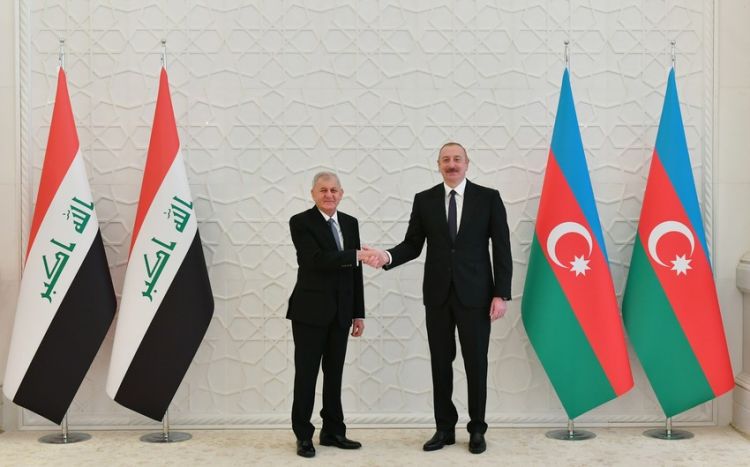 Azərbaycan və İraq prezidentləri mətbuata bəyanatlarla çıxış ediblər<font color='red'> - YENİLƏNİB 2</font>
