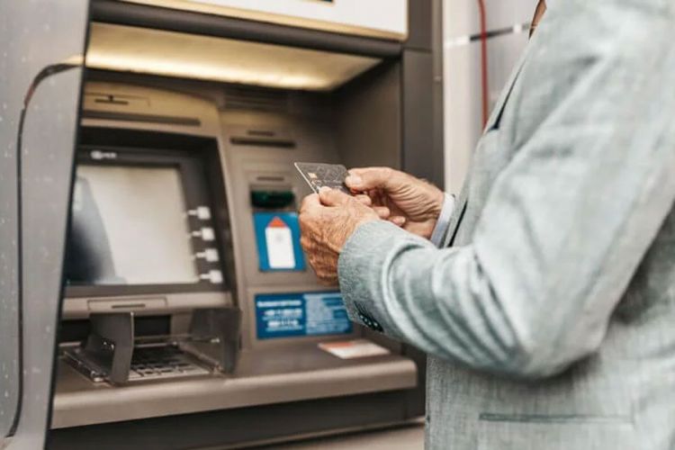 Əmək pensiyasının yenidən hesablanması qaydası müəyyənləşib