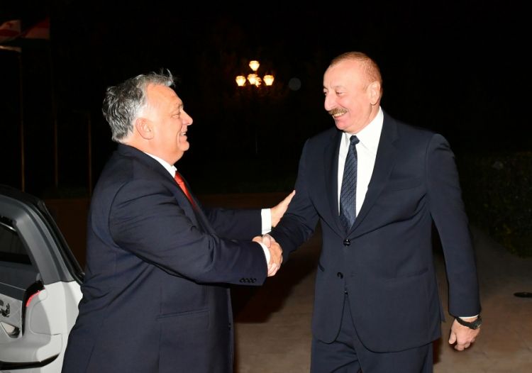 Prezident İlham Əliyev Macarıstanın Baş naziri ilə görüşüb <font color='red'> - YENİLƏNİB</font><font color=red> - FOTOLAR</font>