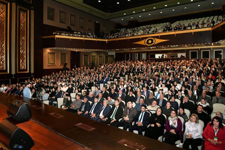 “Qərbi Azərbaycana qayıdış” festival-konqresi öz işini davam etdirib<font color=red> - FOTOLAR</font>