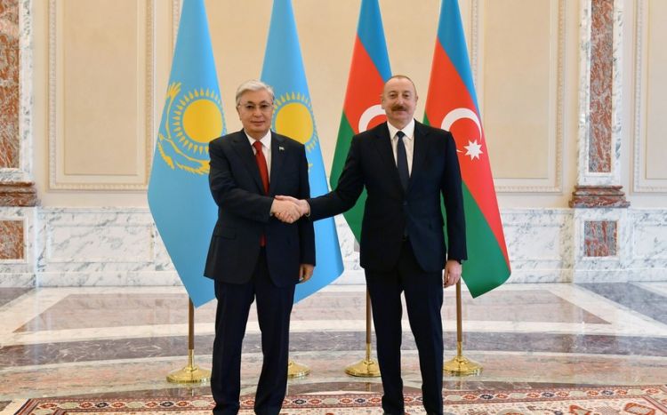 Azərbaycan Prezidenti İlham Əliyev Qazaxıstan Prezidenti Kasım-Jomart Tokayev ilə görüşüb<font color='red'> - YENİLƏNİB</font><font color=red> - FOTOLAR</font>