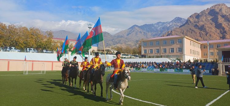 “Qərbi Azərbaycana qayıdış” festival-konqresin iştirakçıları Ordubada səfər edib <font color=red> - FOTOLAR</font>