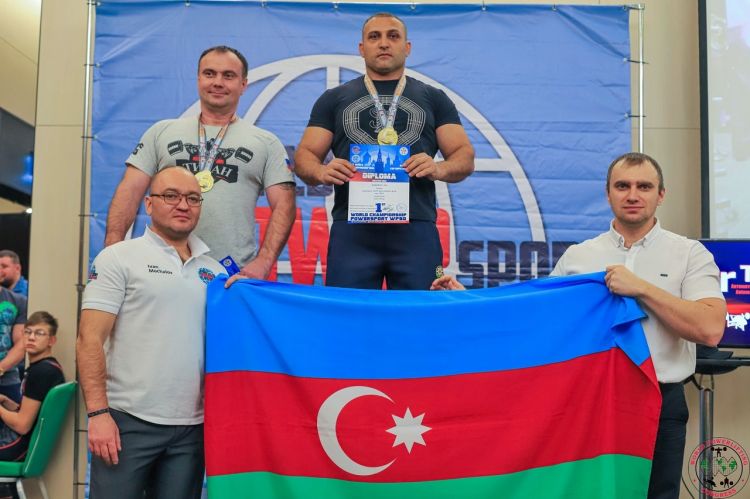 Azərbaycan idmançısı dünya çempionu olub<font color=red> - FOTOLAR</font>
