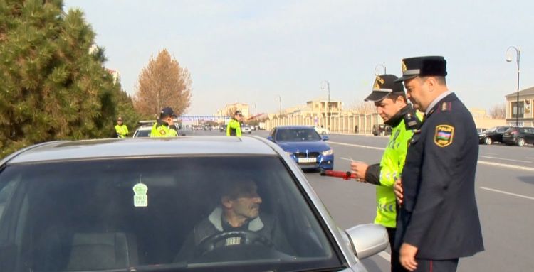 Naxçıvanda yol polisi təhlükəsizlik qaydaları ilə bağlı reyd keçirib<font color=red> - VİDEO</font>