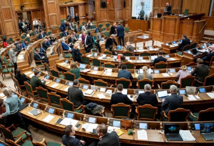 Danimarkada Quranın yandırılması qadağan edilib