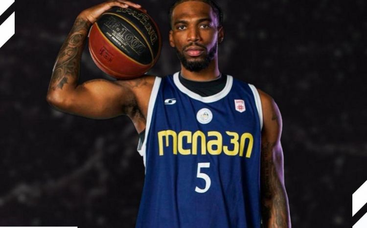 Azərbaycan klubu ABŞ-dən olan basketbolçu ilə müqavilə imzalayıb
