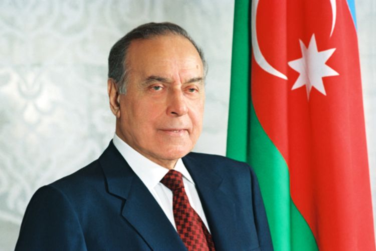 Xalqın hüquqi düşüncə tərzini dəyişən lider