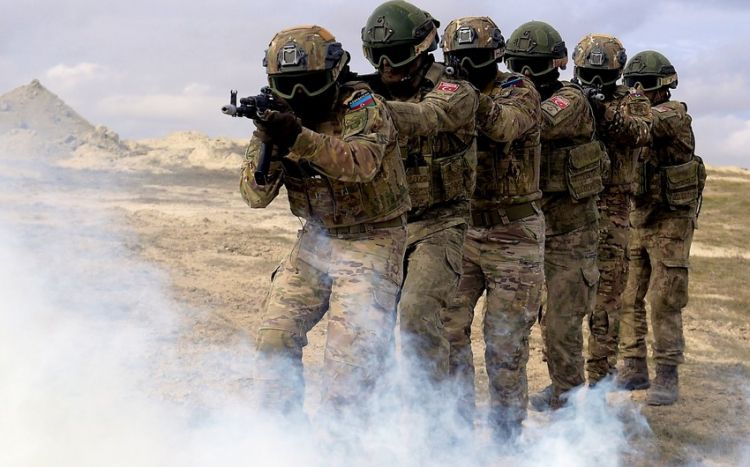 Türkiyə MN Azərbaycanla hərbi təlimlərdən olan görüntünü günün fotosu kimi paylaşıb