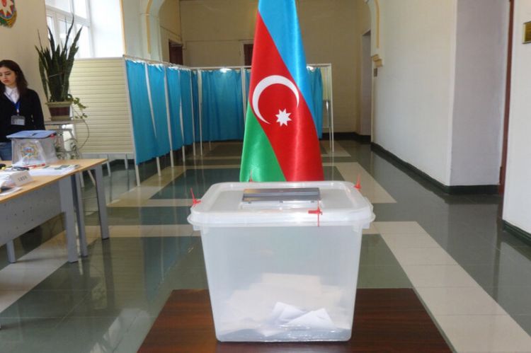 Azərbaycanda seçicilərin sayı artıb