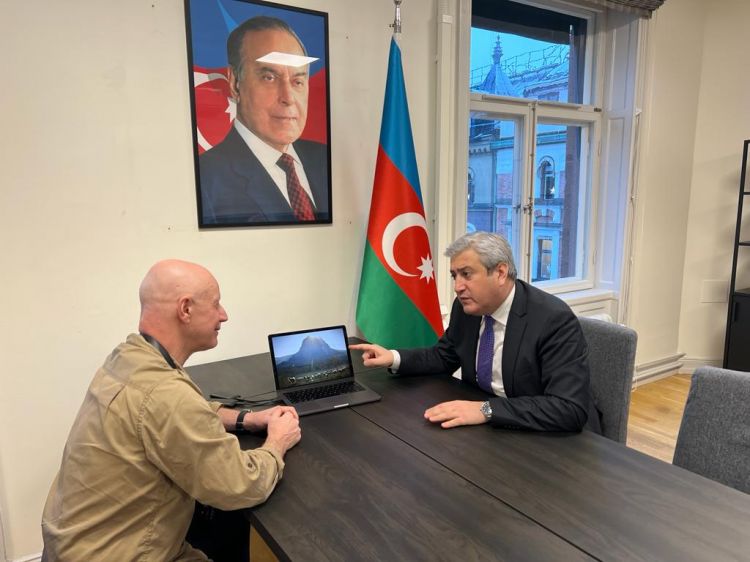 İsveçli fotoqraf və rejissor Naxçıvanla bağlı film çəkəcək<font color=red> - FOTOLAR</font>