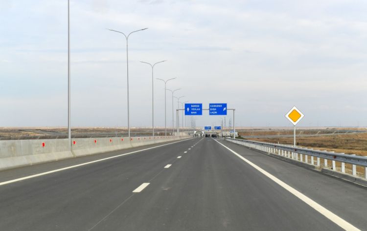 Uzunluğu 44,5 kilometr olan Bərdə-Ağdam avtomobil yolu istifadəyə verilib<font color=red> - FOTOLAR</font>