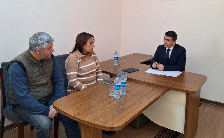 Həsən Seyidov Şahbuz rayonunda vətəndaşları qəbul edib