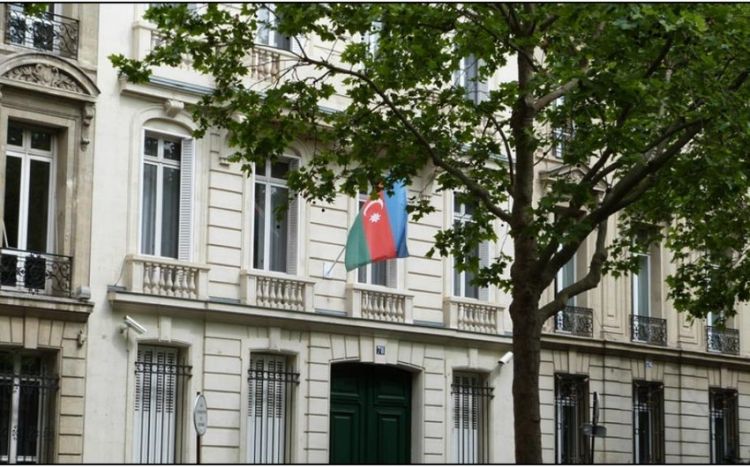 Səfirlik Fransada yaşayan Azərbaycan vətəndaşlarına müraciət edib